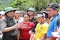Đoàn Khối các cơ quan tỉnh Thanh Hoá thăm hỏi, hỗ trợ tiền cho các gia đình bị thiệt hại do mưa lũ tại Quan Sơn