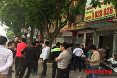 Lái xe taxi Mekong Thanh Hóa ngừng việc đòi hỏi quyền lợi  