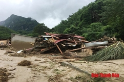 Huyện Quan Sơn: Một gia đình có 6 người mất tích do lũ