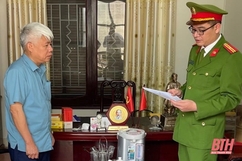 Khởi tố bị can, cấm đi khỏi nơi cư trú đối với Phó Chủ tịch UBND huyện Yên Định