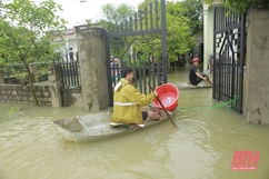 Nước lớn gây chia cắt gần 200 hộ dân tại huyện Nông Cống