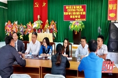 Đoàn Luật sư tỉnh tuyên truyền pháp luật, trợ giúp pháp lý tại huyện Quan Hóa