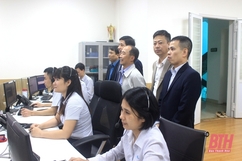 Phó Chủ tịch Thường trực HĐND tỉnh Lê Tiến Lam thăm, chúc tết VNPT và Bưu điện tỉnh Thanh Hóa