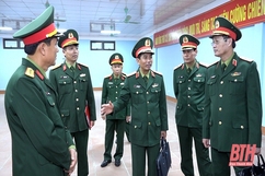 Bộ Tư lệnh Quân khu 7 tham quan Sở chỉ huy diễn tập khu vực phòng thủ tỉnh Thanh Hóa