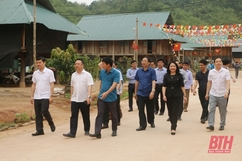 Giám sát việc thực hiện quy hoạch, bố trí, sắp xếp ổn định dân cư vùng thiên tai tại khu Co Hương, huyện Quan Sơn