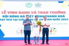 Tân Giám đốc kỹ thuật của đội bóng Việt Hùng Thanh Hoá và mối lương duyên với bóng đá xứ Thanh