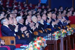 Phiên trọng thể Đại hội XIII Công đoàn Việt Nam