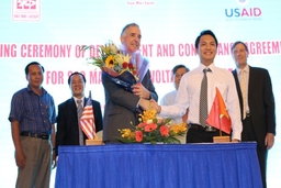 USAID & Tập đoàn Sao Mai thúc đẩy đầu tư tư nhân vào năng lượng mặt trời tại Việt Nam