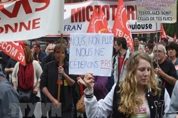 Biểu tình trên toàn quốc phản đối cải cách của Tổng thống Pháp Macron