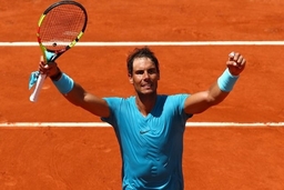 Hồi sinh sau cơn mưa, Rafael Nadal “đại chiến” Del Potro ở bán kết