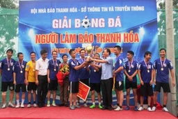 Đội bóng đá Chi hội Báo chí Trung ương tại Thanh Hóa đoạt chức vô địch Giải bóng đá người làm báo Thanh Hóa mở rộng lần thứ 3