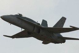 Canada muốn mua thêm máy bay F-18 của Australia