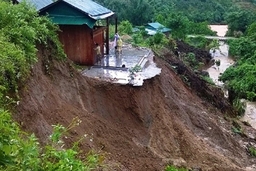 Cảnh báo lũ quét, sạt lở đất ở khu vực miền núi phía Tây Thanh Hóa