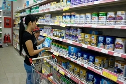 Từ ngày 1/8, nhiều loại sữa bột cho trẻ em tăng giá