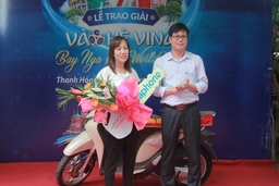 VNPT Thanh Hóa trao thưởng chương trình “Vào hè Vina - Bay Nga xem World Cup”