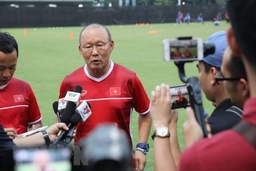 HLV Park Hang Seo khẳng định Việt Nam sẵn sàng đối đầu với Bahrain