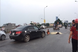Tai nạn giao thông nghiêm trọng tại cầu vượt Phú Sơn
