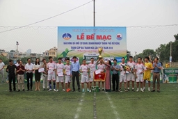 Bế mạc Giải bóng đá khối cơ quan doanh nghiệp TP Thanh Hóa mở rộng lần thứ IV - Cúp Bia Thanh Hóa năm 2018