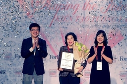 Người phụ nữ được Forbes Việt Nam vinh danh 'Thành tựu trọn đời