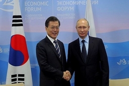 Tổng thống Hàn Quốc và Nga hội đàm song phương tại Singapore