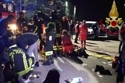 Italy: Giẫm đạp trong hộp đêm, hơn 120 người thương vong