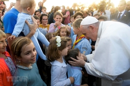 Giáo hoàng Francis bắt đầu chuyến thăm 2 ngày tới Maroc