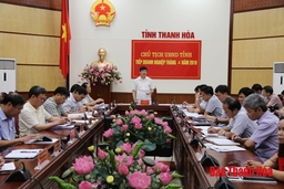 Đồng chí Chủ tịch UBND tỉnh Nguyễn Đình Xứng tiếp doanh nghiệp định kỳ tháng 4-2019