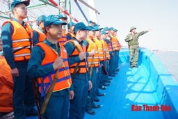 Ban CHQS TP Sầm Sơn tổ chức huấn luyện trung đội dân quân biển