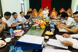 Thẩm định xã, phường, thị trấn đạt tiêu chí an toàn thực tại huyện Vĩnh Lộc