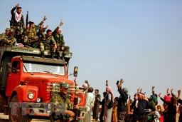 Lực lượng người Kurd bắt đầu rút khỏi khu vực biên giới Thổ Nhĩ Kỳ