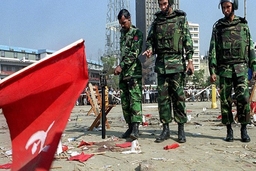 Tòa án Bangladesh tuyên án tử hình 10 tay súng Hồi giáo