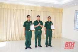 BĐBP Thanh Hóa trao quyết định thương binh cho 2 đồng chí bị thương trong đấu tranh phòng chống ma túy