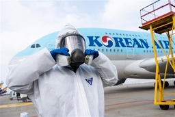Hàn Quốc và Trung Quốc triển khai một số đường bay tạm thời