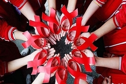 Đảm bảo tài chính cho các hoạt động phòng, chống HIV/AIDS