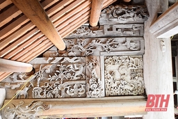 Hình tượng tùng, cúc, trúc, mai trong kiến trúc gỗ truyền thống xứ Thanh