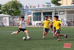 8 đội bóng tranh tài tại Giải bóng đá Otofun Thanh Hóa - Cúp Thabrew Silver Beer 2022