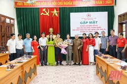 Gặp mặt Đoàn đại biểu Hội Chữ thập đỏ tỉnh Thanh Hóa dự Đại hội đại biểu toàn quốc Hội Chữ thập đỏ Việt Nam lần thứ XI
