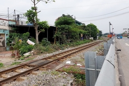 Xây dựng đường gom, xóa bỏ lối đi tự mở qua đường sắt trên địa bàn huyện Nông Cống