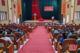 Chủ tịch UBND huyện Như Xuân đối thoại với cán bộ, hội viên phụ nữ