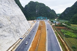 Triển khai đồng loạt 12 dự án đường cao tốc bắc-nam
