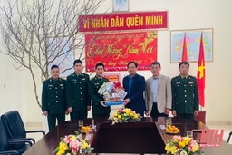 LĐLĐ tỉnh Thanh Hóa thăm, chúc Tết cán bộ, chiến sĩ Đồn Biên phòng Hiền Kiệt