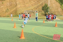 “Quả ngọt” từ phong trào bóng đá cộng đồng ở huyện Thạch Thành