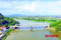 Mê mẩn sắc hoa bên dòng sông Mã
