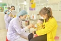 Mang Giáng sinh đến với các bệnh nhi 