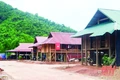 Còn nhiều khó khăn trong bố trí tái định cư cho người dân vùng nguy cơ cao xảy ra lũ ống, lũ quét, sạt lở đất