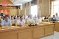 Trao tặng thẻ BHYT và kinh phí hỗ trợ đóng BHYT cho người có hoàn cảnh khó khăn tham gia BHYT năm 2024