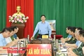Phó Chủ tịch UBND tỉnh Mai Xuân Liêm kiểm tra, chỉ đạo công tác ứng phó với bão số 5 tại xã Trung Sơn