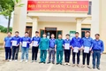 15 thanh niên phường Tĩnh Gia viết đơn tình nguyện lên đường nhập ngũ