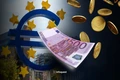 ECB giữ nguyên lãi suất, công bố thiết kế mới của đồng euro sau hơn 20 năm