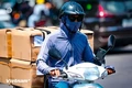 Nông dân nỗ lực chống nóng cho cây trồng